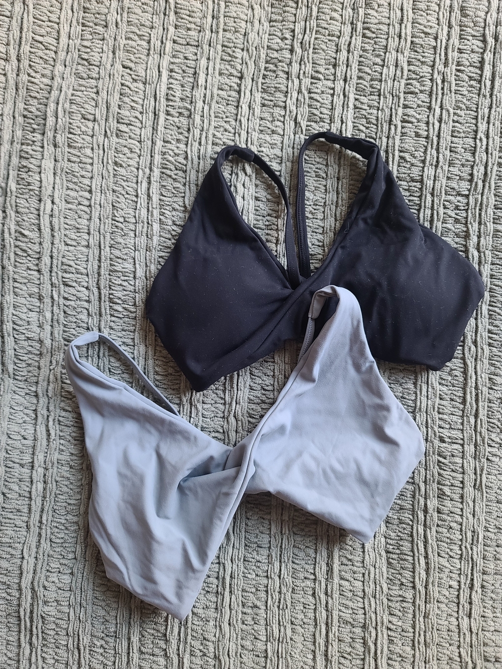 (Bundle) Two Twist Front Sports Bras